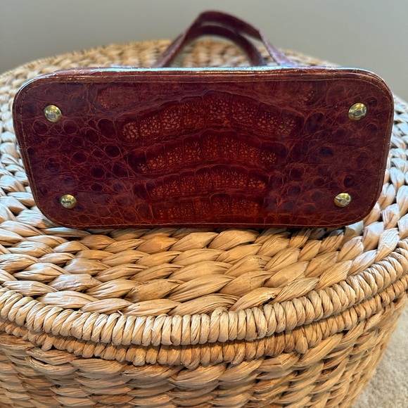 100% genuine alligator handbag/purse from Nicaragua. - Picture 3 of 8